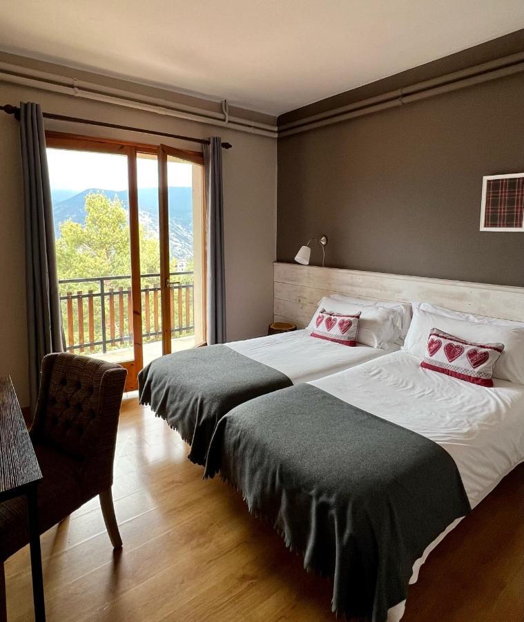 Hostal Pedraforca ซัลเดส ภายนอก รูปภาพ
